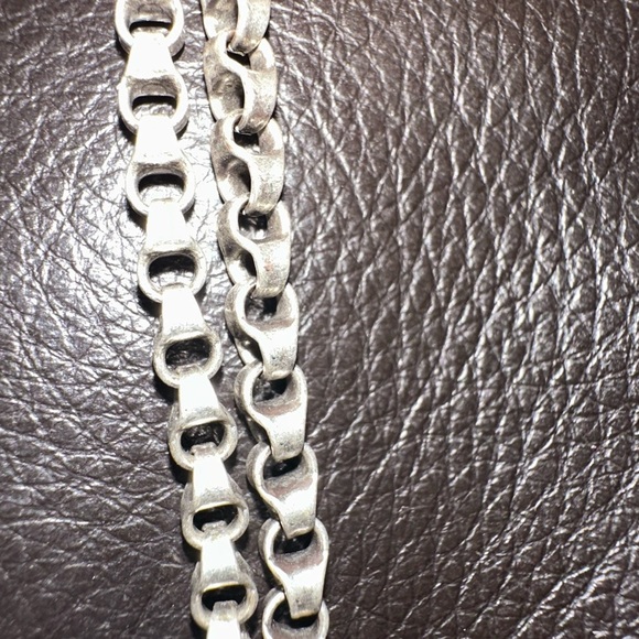 Chunky Silver Necklace with Ornate Pendant - Picture 8 of 8